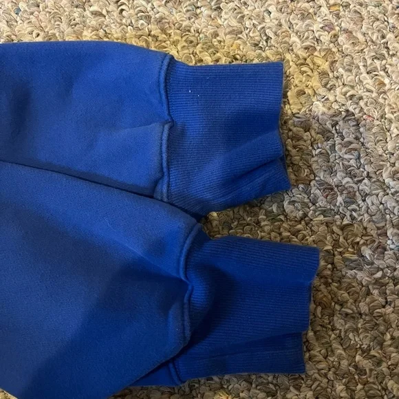 Aritzia sweat fleece cozy fleece boyfriend fit - Picture 3 of 5